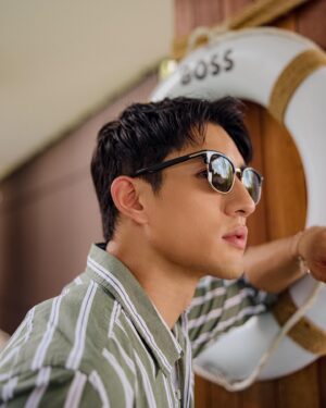 Ayden Sng Instagram - When in doubt, be a @BOSS 😎⁣
⁣
Cause class never goes out of style. ⁣
⁣
BOSS Eyewear available on boss.com and in selected BOSS stores and speciality stores worldwide. ⁣
⁣
#BeYourOwnBOSS #BOSSHouseBali #BOSSEyewear