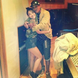 Aye Hasegawa Instagram - Happy 50th @pharrell 💕
My forever inspiration🙏🏼🌻Thank you for being you👽🖖🏽
