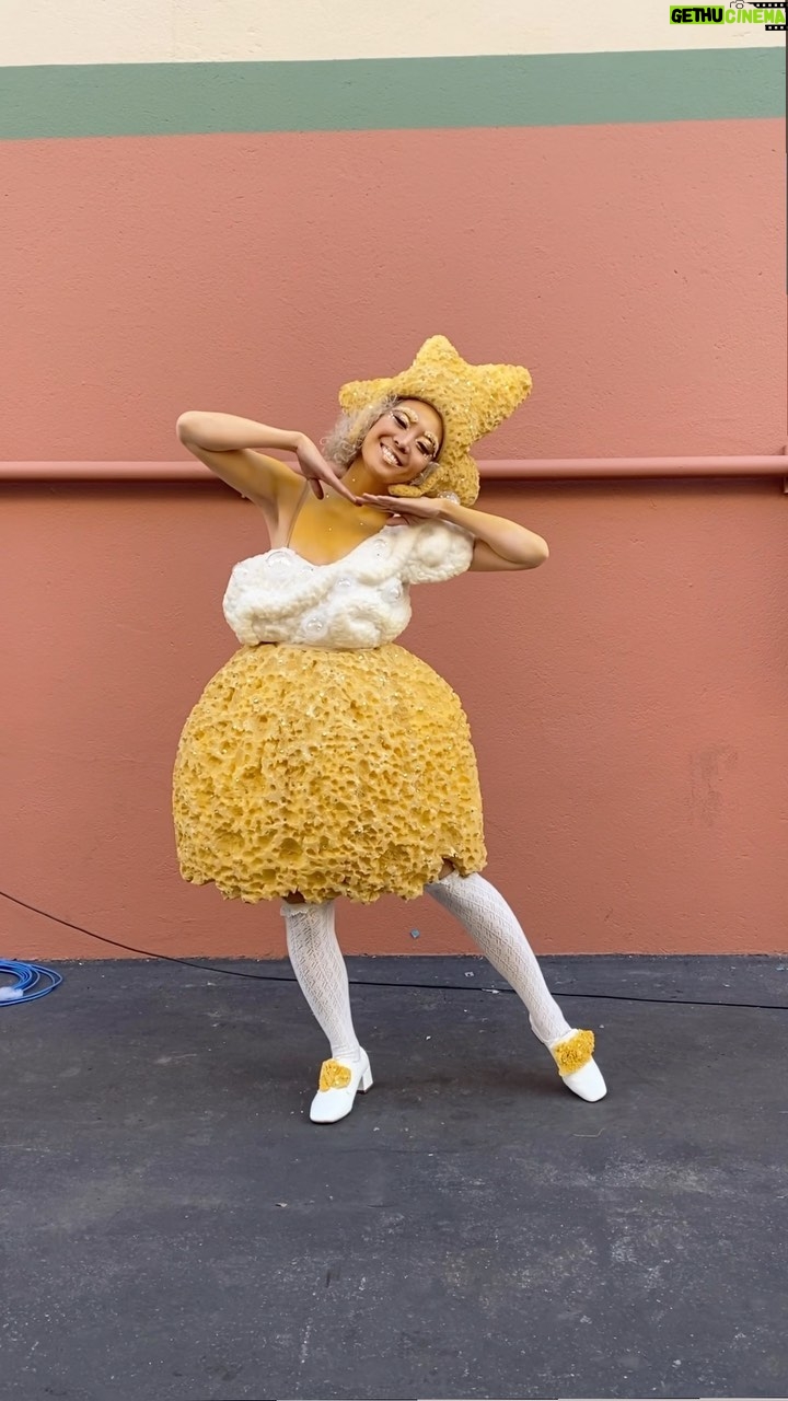 Aye Hasegawa - 0.9K Likes - Disney magic🐭✨ I had so much fun😆❤️
Costume magic by @marinatoybina 👗
#beautyandthebeast30th