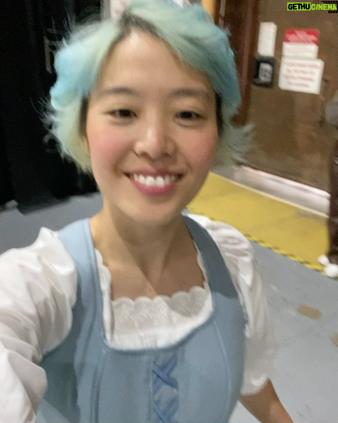 Aye Hasegawa - 758 Likes - About a year ago, I was living my Disney dream🏰🐭💖