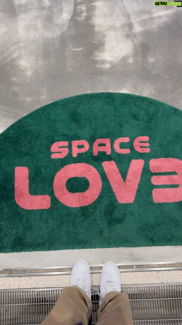 Aye Hasegawa - 2K Likes - We made it Tokyo for the opening of @riehata new studio @spacelov3_japan 🛸💜Congratulations friend, we’re so happy to support you and everything you do 🎉 Rocking the floor all week, @spacelov3_japan for all workshop info!