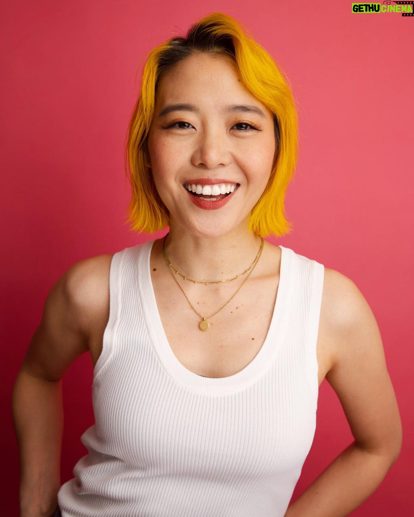 Aye Hasegawa - 802 Likes - 🌻🐝🍋🌼💛
Photo by @alliecostello✨ @costellocaptures ✨
