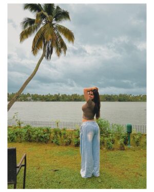 Ayesha Khan Instagram - Oh kochi🌴🤍