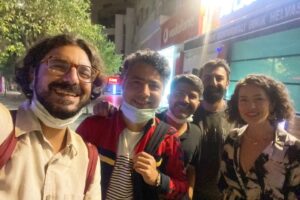 Ayfer Dönmez Instagram - Dün akşam Yeniden Leyla’yı ilk kez seyirciyle birlikte izledik. İstanbul film festivaline ve bu heyecanı bizle paylaşan herkese teşekkür ederiz. Bir buçuk yıl pandemi arasından sonra tekrar sinemayı sinemada izlemek harika! 🤍🎭🎥
#yaşasınsinema #ulusalyarışma #istanbulfilmfestivali #yenidenleyla
