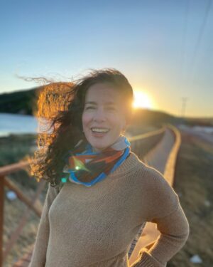 Ayfer Dönmez Instagram - Temmuz Ağustos ve Eylül… 🎵💛🙃🦚