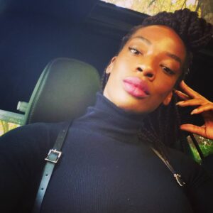 Ayisha Issa Instagram - 💋
.
.
.
.
.
.
.
.
#lips #picoftheday #harness #ebonywomen #melanin #curves #strongwomen #bjjgirls