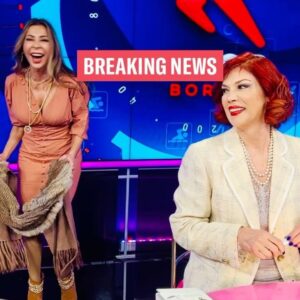 Ayşenur Yazıcı Instagram - Breaking News⚡️💥🌪️🌥️☔️💦⛱️🎥📺🎞️🟪🕘 öncelikle değerli televizyon dehamız @aysenuryaziciaysenur 💰yeniden ekranlarda 👏👏🧿veee bizim @perapalacehotel  toplantımızın ,çok ses getiren etkinliğini Ana habere 📺 taşıdı😂😂😂🙃 :)). @cumhuriyetinguclukadinlari 💃nın da katıldığı bu dönem etkinliği sanırım çok alkış aldı👏👏👏 Bu ara da #ekotürk yayîn kanalından ben de sunuculuk teklifi aldım...Hangi haberi mi sunacağım??? sayfaları  kaydırınca sanırım anlaşılacak😉Ôzlem cim 🌷@ozlemesraada ❤️ inan bana büyük bir transfer parası teklif ettiler💰💰💰 pek ön planda olmayı sevmesem de;🥹 5 milyon 💰💰💰a HAYIR diyemedim... Yalnız ,sana üzücü bir haberim var🥲🥲Yarın ,masan da bir zarf bulacaksın. Yüreğine inmesin 😭😭diye ben şimdiden söylüyorum içinde yazılanları...Kibarca 3 kelime🎥📺 YOU ...ARE ....FIRED.😩😩😈❌ transfer parasından sana da veririm benim gönlüm zengin canım😂😂😂😂😉🌷💐❤️ #pembemasa 🌸
