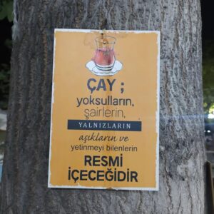 Ayşenur Yazıcı Instagram - Kırkağaç'ta genelde öğrencilerin geldiği çay bahçesinden ☺️☺️☺️