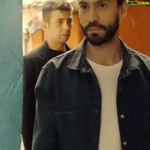 Aytaç Uşun - 37.4K Likes - İlk fragmanımız yayında! Pazartesi akşamlarınızı şimdiden bize ayırın. Üç Kuruş yakında Show TV’de! #üçkuruş @uckurusdizi