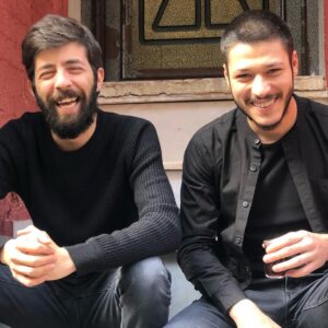 Aytaç Uşun Instagram - #evedönüyoruz #çukur @kubilayakaa