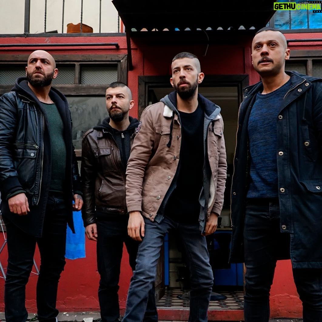 Aytaç Uşun - 25.5K Likes - Yeni bölüm etiketimiz #çatapat #çukur @cukurdizi