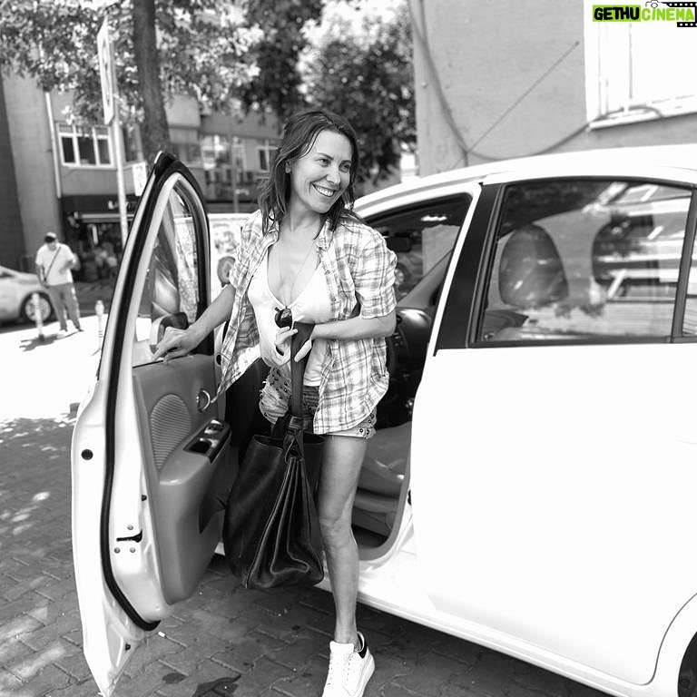 Ayten Soykök - 274 Likes - Aslı Kahraman a yakalanmak 😘🥂
