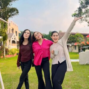 Ayu Inten Instagram - Nantikan kami ya ,Seruuu pokoknyaa 🎬🤗🤍
@ftvsctv.terbaru_  @aurorafilm_ftv @aurorafilm_ftv @otoywitoyo

Ada @nicho.bryant juga tp nga foto bareng ihh..
#ftvsctv #aurorafilm #ftv #sctv #comingsoon