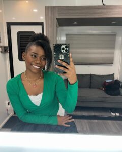 Actress Azaria Carter HD Instagram Photos and Wallpapers April 2024