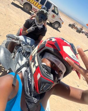 Azaria Carter Instagram - Hey y’all, it’s been a while! Here’s a little life lately dump 🧡….#lifeupdate #checkingin #lasvegas #mexico #travel #peace #joy #memories #justazaria