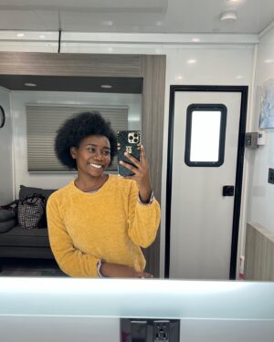 Azaria Carter Instagram - WE ARE BACK IN BUSINESS! Allow me to introduce to you “Teen Gabi!” If you haven’t been doing so already make sure you head over to @nbc to watch FOUND on Tuesdays at 10pm or stream it on @peacock the next day! We are 6 episodes in so if you haven’t started already binge watch it this weekend so you can get caught up!🙌🏾✨ 

Ps. Scene footage coming soon…🤩 @amt_agency 

 #nbcfound #foundnbc #nbc #peacock #teengabi #actor #grateful #justazaria