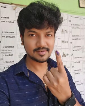 Azhar Instagram - ஒரு விரல் புரட்சி 💪