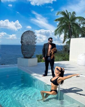 Azis Instagram - @galena1 Salty Moments 🏝️#galena #azis #азис #галена #galenaxx #saltymoments #sea #bestfriends #forever #family