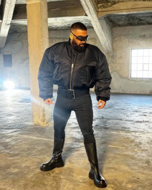 Azis Instagram - “Kazah Ne” style- @kirill___kirilovv  make up - @ceco.andreev  photo- @georgi_malev