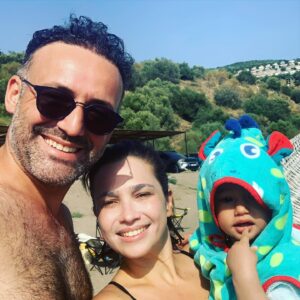 Aziz Aslan Instagram - Yaz aşkları🤍🤍