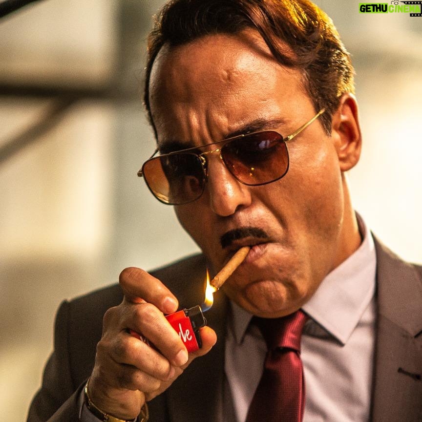 Aziz Hattab - 2.6K Likes -