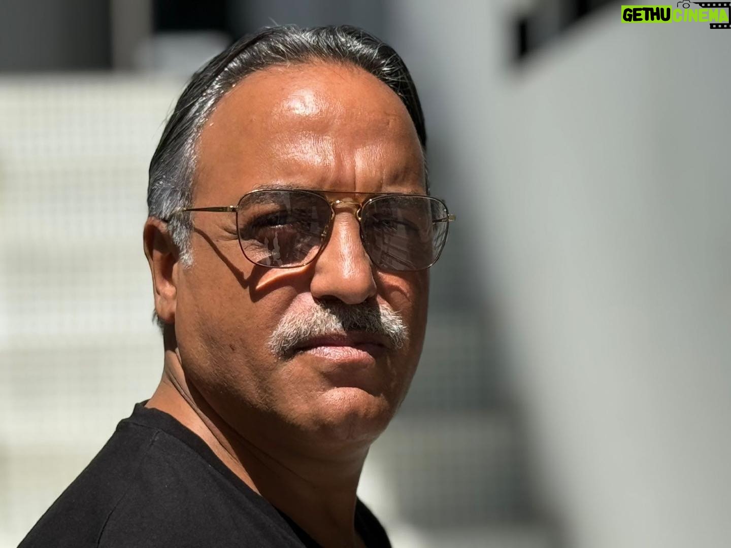 Aziz Hattab - 3K Likes -