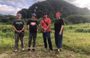 Aziz M. Osman Instagram - Bismillah. Belajar dari pengalaman. Tiada jalan pintas untuk kejayaan. Redha dengan ketentuanNYA dan sentiasa istiqamah.

We can do this.

#filemPKL6J