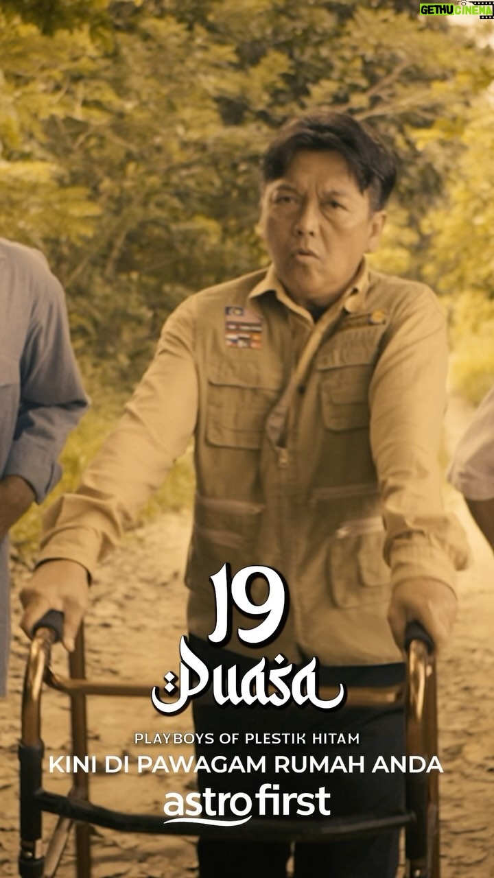 Aziz M. Osman - 227 Likes - @azizmosman dalam filem 19 Puasa. Ada yang rindu tak? 🤭🤭
Saksikan filem 19 Puasa: Playboys of Plestik Hitam Kini Di Astro First atau On Demand Store.
#19Puasa #PlastikHitam #AstroFirst #OnDemand #MasaAnugerahTerindah #MovieRecommendation #SembangEntertainment #NewRelease #SembangMovie #KongsiBersama #DramaTiktok #KongsiJer #KongsiPOV
