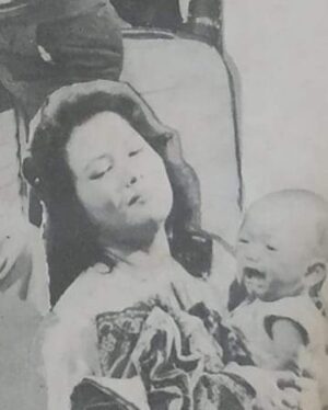 Aziz M. Osman Instagram - Mungkin ramai yg tidak tau saya juga kelahiran Shaw Brothers…yang banyak mencipta bintang lagenda P.Ramlee, Normadiah, Aziz Jaafar, Sarimah, S. Kadarisman dan banyak lagi. Tuah badan 🥰🎬