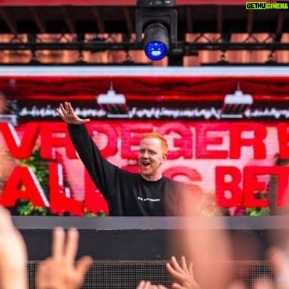 B-Front - 2.3K Likes - Old, but not forgotten 🔥 Great vibes @vroegerwasallesbeterevent 🙏 Who was there?