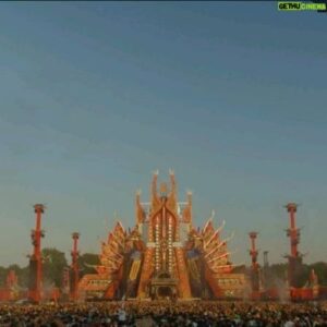 B-Front Instagram - DEFQON.1 HYPE 🔥 where do we meet?
THU 27-6 · The Enlightenment (20:15 - 21:00) BLUE
SAT 29-6 · B-Front 20 YEARS (21:00 - 21:45) UV
SUN 30-6 · B-Freqz (19:00 - 20:00) MAGENTA