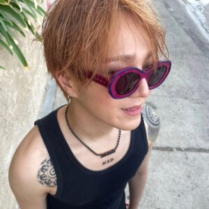BE'O Instagram - 'MAD' necklace 💎🥶

#미쳐버리겠다 #MAD 🧡
@davidofkorea