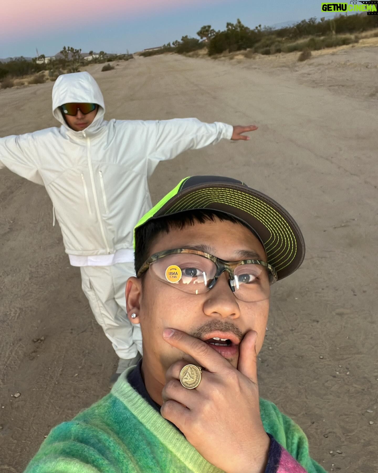 BIM - 9.8K Likes - one pack bwoy photodump🥒