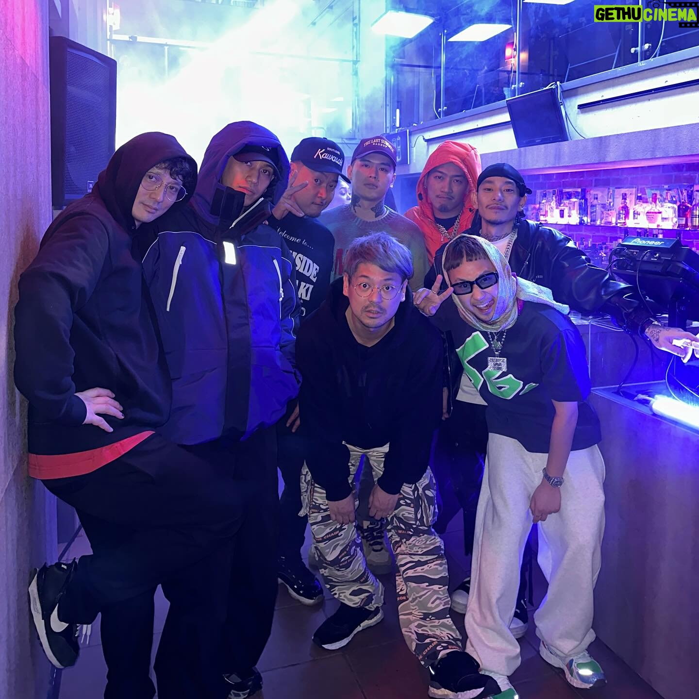 BIM - 12.6K Likes - KAWASAKI SONG
彼らの本当に最後のMV
地元 川崎の歌をみんなと歌えて光栄です
BAD HOPありがとう