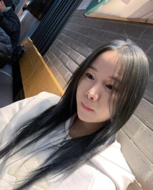 BORN Instagram - 2024도 잘부탁해요 사랑합니다 )(