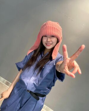 BORN Instagram - Welcome 다라파크 🐰🎈💛

당신도 VIP가 될 수 있습니다 !
@daraxxi 
#darapark 
#festival