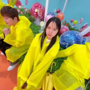 BORN Instagram - Welcome 다라파크 🐰🎈💛

당신도 VIP가 될 수 있습니다 !
@daraxxi 
#darapark 
#festival