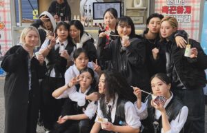 BORN Instagram - 끝까지 믿고 따라와줘서 고마워, 멋쟁이 훅 🩶
고생했다!