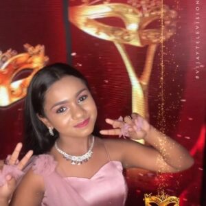 Baby Kaavya Instagram - Adi Poli 👌 #Kaavya as #Narmadha 

8th Annual Vijay Television Awards - மே 14 ஞாயிறு மதியம் 3 மணிக்கு நம்ம விஜய் டிவி ல.. #VijayTelevisionAwards #VTA #VijayTelevision