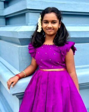 Baby Kaavya Instagram - ✨✨✨✨✨

👗@fashionfeathers_f2 
.
.
#kaavya #kaavyahoney #narmadha #mahanathi #vijaytv #serial #childartist #fun #photos #pics #collab
