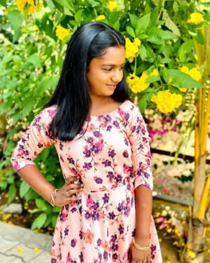 Baby Kaavya Instagram - "Morning gram"💖
.
👗 @infinity_designer_boutique 
.
.
#kaavya #kaavyahoney #narmadha #mahanathi #vijaytv