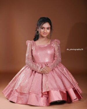 Baby Kaavya Instagram - Lovin’ my birthday glow✨
👗@urban.kiddoz @urbankalika
📸@dk_photography28
💄@_chitras_makeup_artist_28 
.
.
#kaavya #kaavyahoney #vijaytv #artist #birthday #celebritry #happyme #blessed #instagood #instapost #ootd #photography #12 #kidmodel #modelling #post #like #follow #celebstyle #childartist