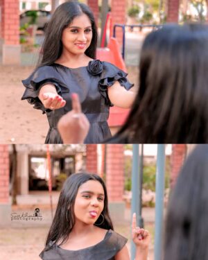 Baby Kaavya Instagram - In my eyes, you will always be my baby girl. Don’t grow up too fast, little one. I love you!
.
💄@_simran_artistry 
📸@swetha22_photography
👗@mode.rn_fashion 
💅@vidyus_styling_nails 
.
.
#kaavya #narmadha #mahanadhi #vijaytv #serial #artist #childartist #bts #love #instagood #photooftheday #tbt #beautiful #cute #me #happy #fashion  #followme #mom #daughter #momdaughter #twinning #photoshoot #momlife #posing #momanddaughter #photography #black #outfit