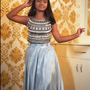 Baby Kaavya Instagram - Move your hips & the rest will follow....
#kaavya #kaavyahoney #narmadha #mahanadhi #vijaytv

👗@infinity_designer_boutique
📸@mcgstudio8216
💄@getreadybysudha

 

#happy #dance #bellydance #dancing #love #bellydance #fun #dancer #life #like #vijaytvserial #follow