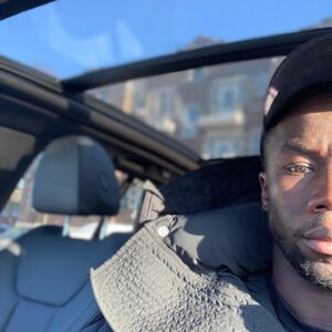 Bacary Sagna Instagram - Half awake..full determination. 🙏🏾wednesday mood🙏🏾 #montréal #sun #determination #motivation #canada