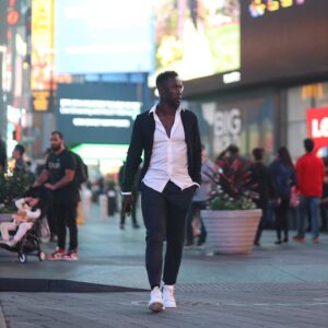 Bacary Sagna Instagram - An Espresso please....😏 📸 @beautifulsoulsinnyc #nyc #fun #throwback