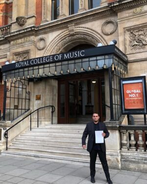 Bacem Anas Romdhani Instagram - Part of my history 2018-2022! 
•
•
•
•
#bacemanasromdhani #bacemanasviolin #tunisianviolinist #tunisian #itarikyatawasel #british #artist #violinist #violonista #master #artistdiploma #degree #london #uk #instagood #insta #instagram