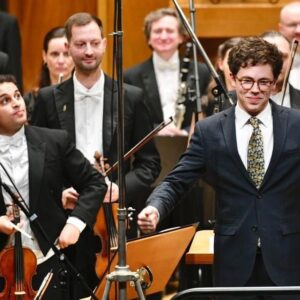 Bacem Anas Romdhani Instagram - First concert of our #tour done 🎻🎶🇸🇰 with @statnafilharmoniakosice 
~~~~
📸: Roderik Kučavík
#bacemanasviolin #bacemanasromdhani #concert #ontour #classical #music #itarikyatawasel #exmenuhinviolin98 #tunisianviolinist