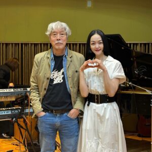 Bae Cheol-soo Instagram - 금요일 7시 ‘음악캠프 라이브’ ‘김윤아’. 안들으면 손해^^