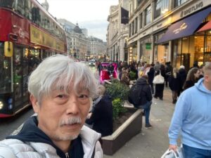 Bae Cheol-soo Instagram - Pop음악 많이 듣는 분께 강추^^